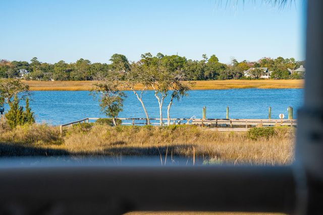 150 Wappoo Creek Drive 9, Charleston, SC 29412