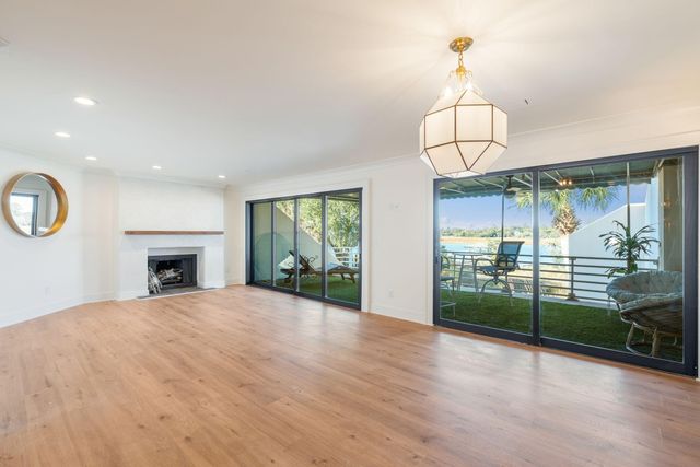 150 Wappoo Creek Drive 9, Charleston, SC 29412