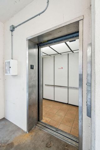 150 Wappoo Creek Drive 9, Charleston, SC 29412