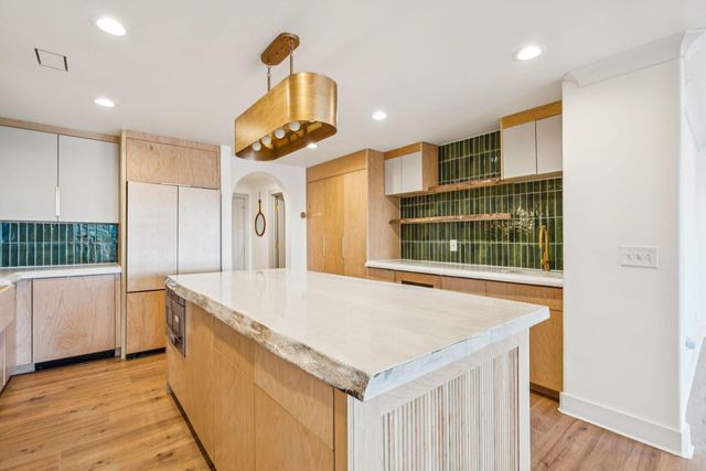 150 Wappoo Creek Drive 9, Charleston, SC 29412