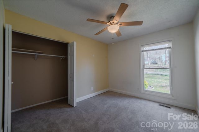 327 Heather Court, Asheville, NC 28804