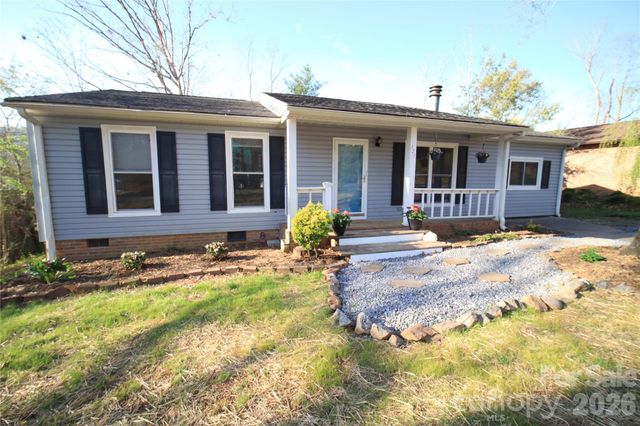 327 Heather Court, Asheville, NC 28804