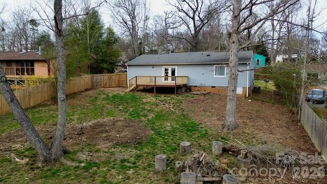 327 Heather Court, Asheville, NC 28804