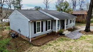 327 Heather Court, Asheville, NC 28804