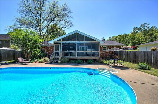 121 Stone Haven Drive, Calhoun, GA 30701