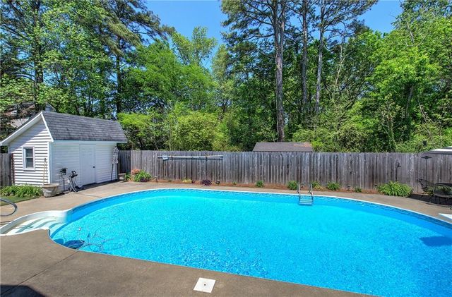 121 Stone Haven Drive, Calhoun, GA 30701