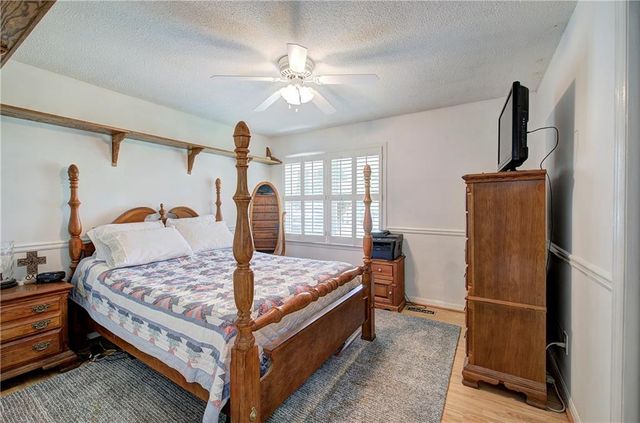 121 Stone Haven Drive, Calhoun, GA 30701
