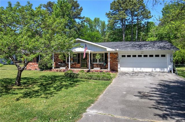 121 Stone Haven Drive, Calhoun, GA 30701
