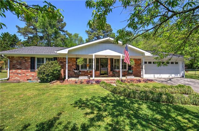 121 Stone Haven Drive, Calhoun, GA 30701