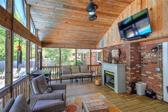 121 Stone Haven Drive, Calhoun, GA 30701