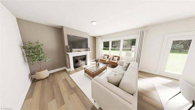 9193 Stoney River Lane, Kernersville, NC 27284