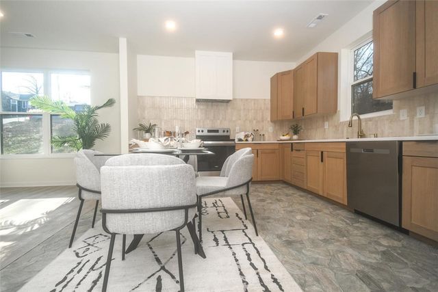 29 Elizabeth Drive, Bella Vista, AR 72715