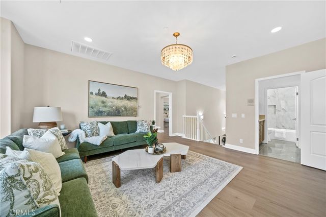 824 Sunset B, Arcadia, CA 91007