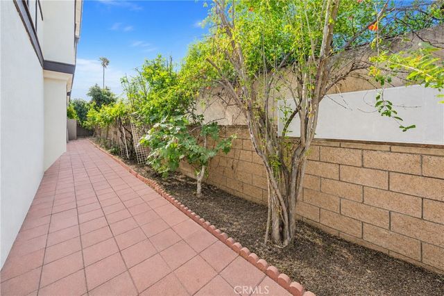 824 Sunset B, Arcadia, CA 91007