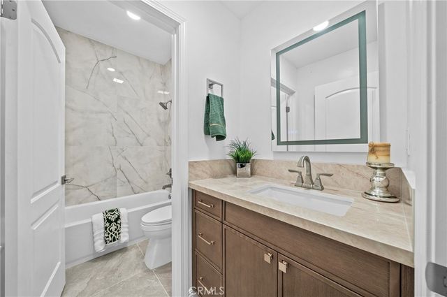 824 Sunset B, Arcadia, CA 91007