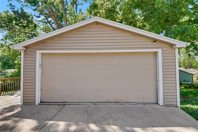 3116 E 41st Court, Des Moines, IA 50317