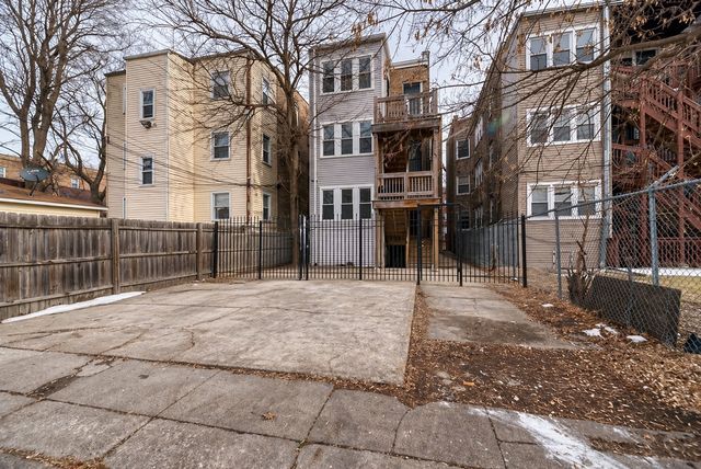 7944 S Ellis Avenue 3, Chicago, IL 60619