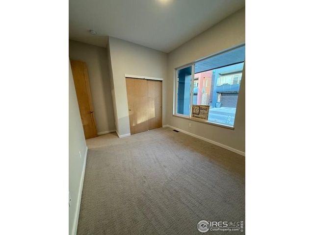 727 Kubat Ln 2-B, Longmont, CO 80503