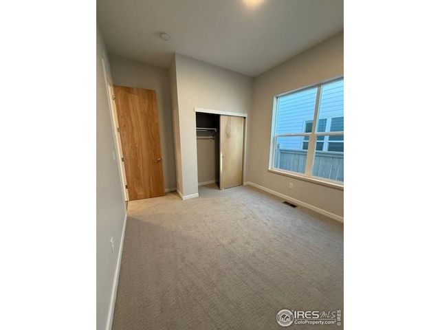 727 Kubat Ln 2-B, Longmont, CO 80503