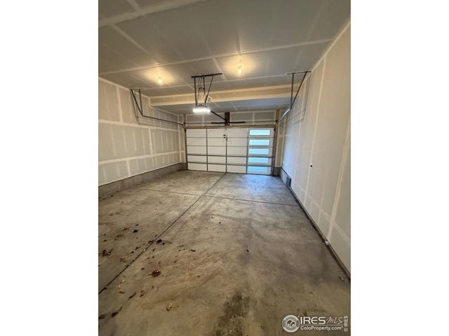 727 Kubat Ln 2-B, Longmont, CO 80503