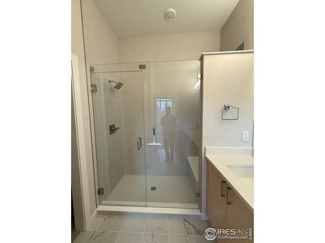 727 Kubat Ln 2-B, Longmont, CO 80503