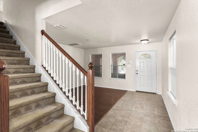 10132 Villa Del Lago, San Antonio, TX 78245