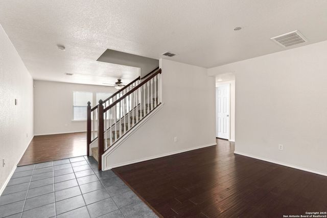 10132 Villa Del Lago, San Antonio, TX 78245