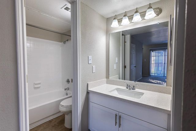 1230 Fm 1960 Bypass Road E 106, Humble, TX 77338