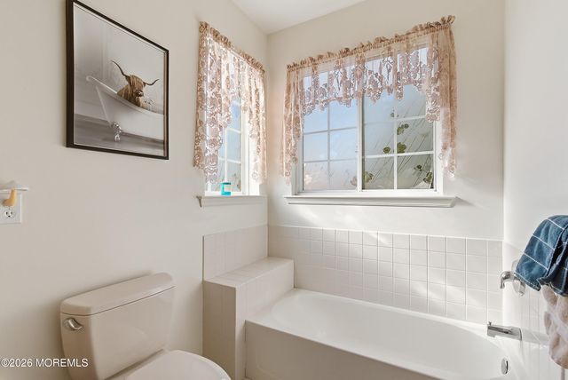 46 Hatteras Way, Barnegat, NJ 08005