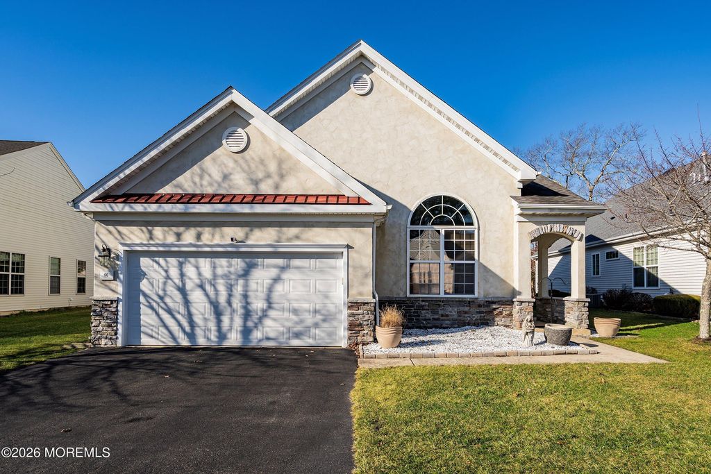 46 Hatteras Way, Barnegat, NJ 08005