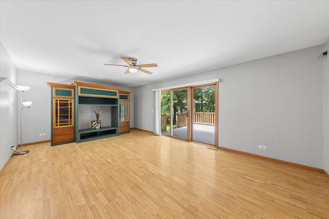 6N115 Riverside Drive, St. Charles, IL 60174