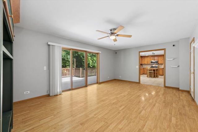 6N115 Riverside Drive, St. Charles, IL 60174