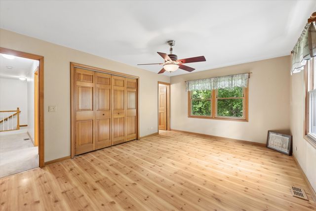 6N115 Riverside Drive, St. Charles, IL 60174