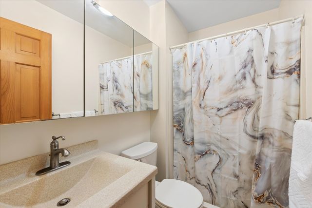 6N115 Riverside Drive, St. Charles, IL 60174