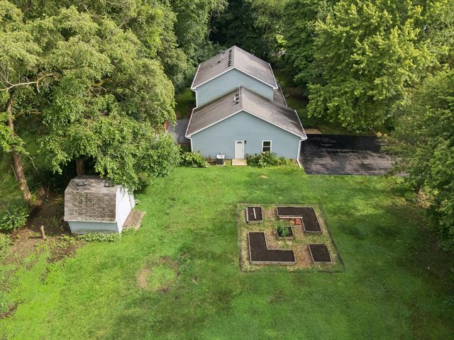 6N115 Riverside Drive, St. Charles, IL 60174