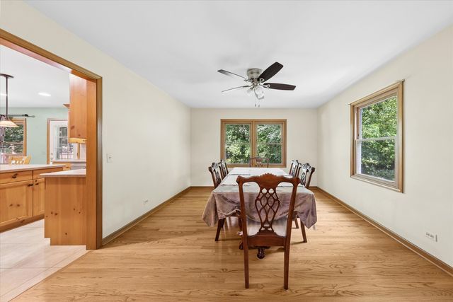 6N115 Riverside Drive, St. Charles, IL 60174