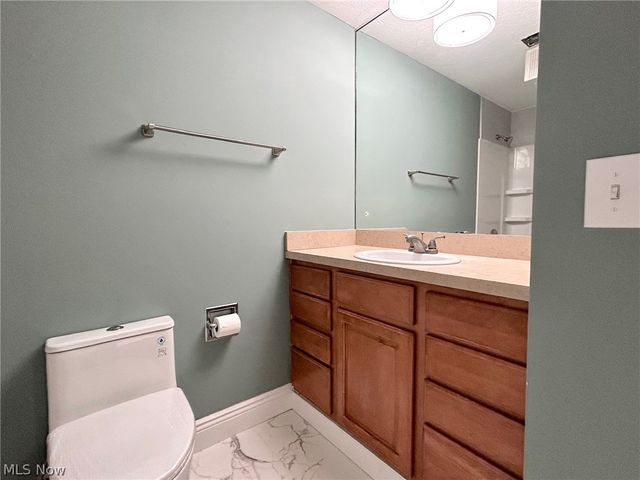 3083 Orchard Road, Silver Lake, OH 44224