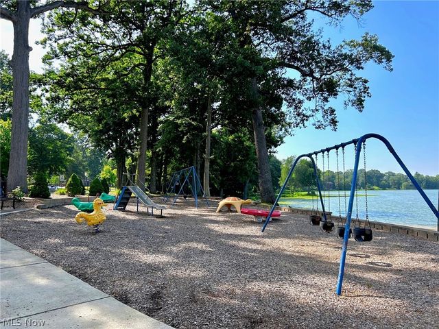 3083 Orchard Road, Silver Lake, OH 44224