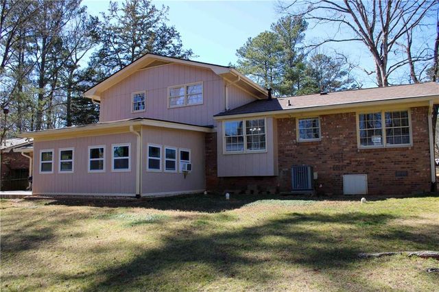 2659 Sterling Acres Drive, Tucker, GA 30084