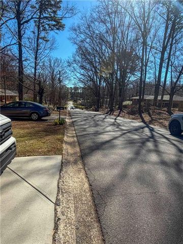 2659 Sterling Acres Drive, Tucker, GA 30084