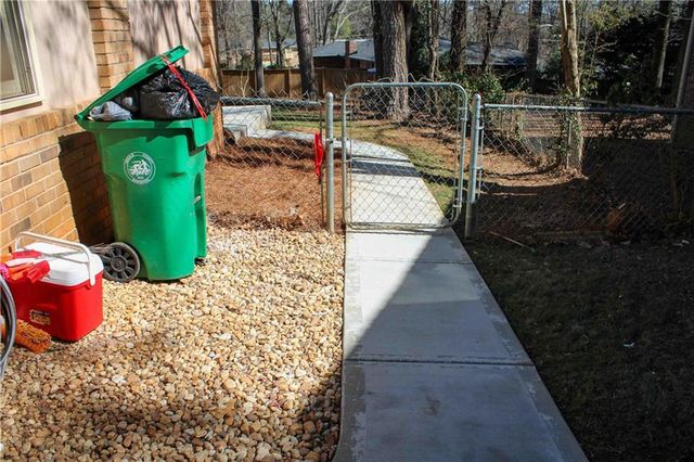 2659 Sterling Acres Drive, Tucker, GA 30084