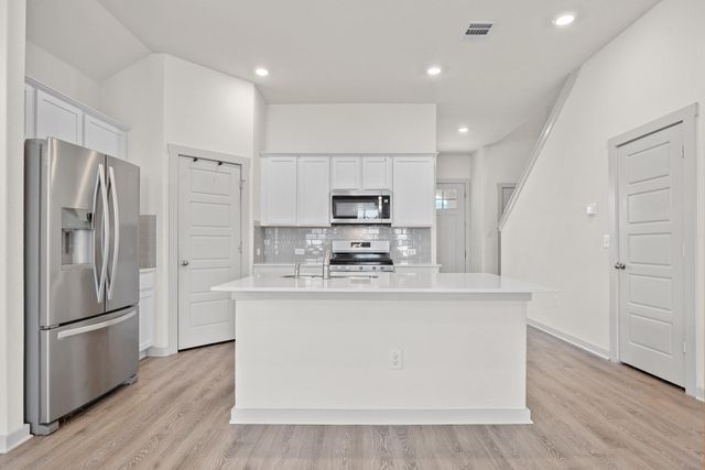 14101 McArthur DR, Manor, TX 78653