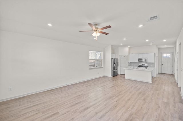 14101 McArthur DR, Manor, TX 78653