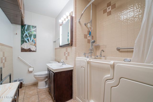 4930 MCGREGOR Drive, El Paso, TX 79904