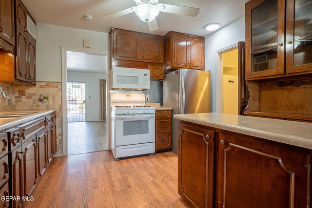 4930 MCGREGOR Drive, El Paso, TX 79904