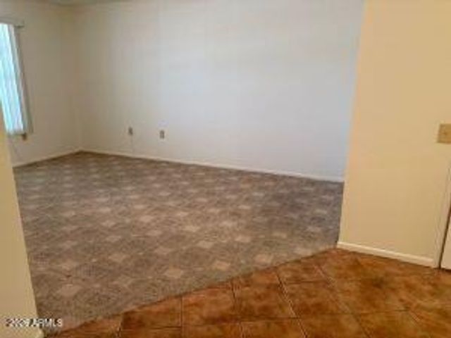 13806 N BUCCANEER Way 14C, Sun City, AZ 85351