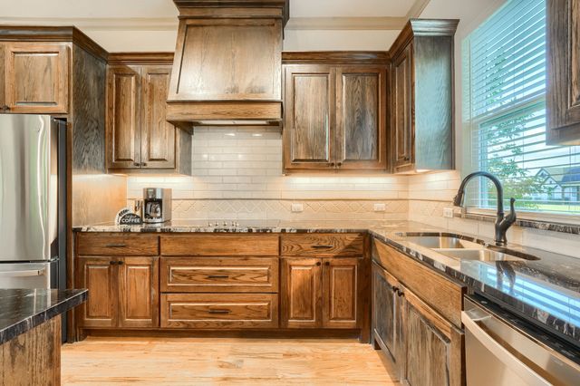 2047 Cedar Drive, Quinlan, TX 75474