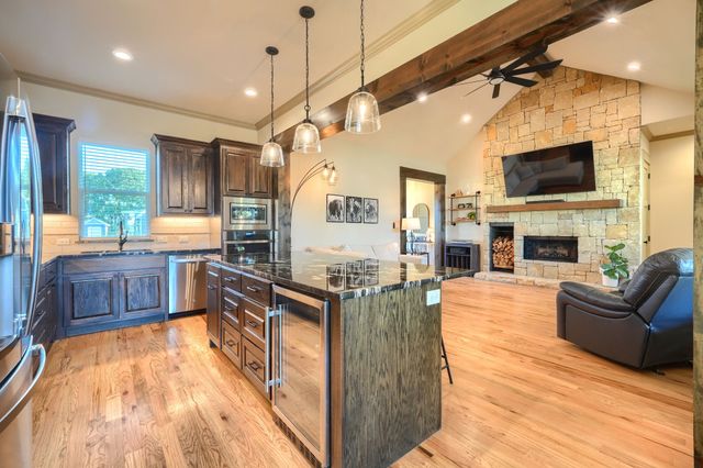 2047 Cedar Drive, Quinlan, TX 75474