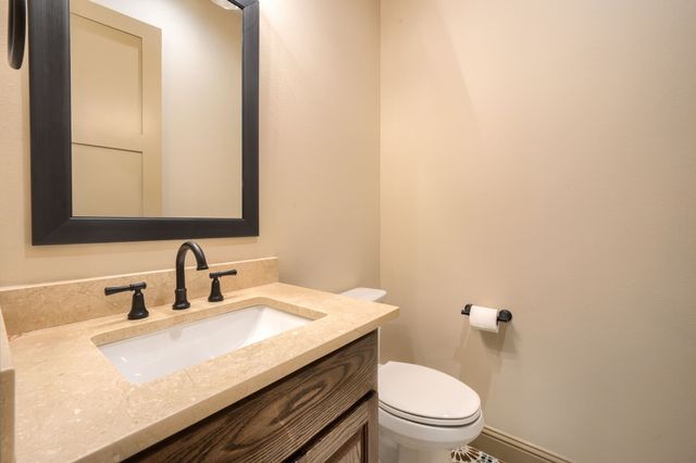 2047 Cedar Drive, Quinlan, TX 75474