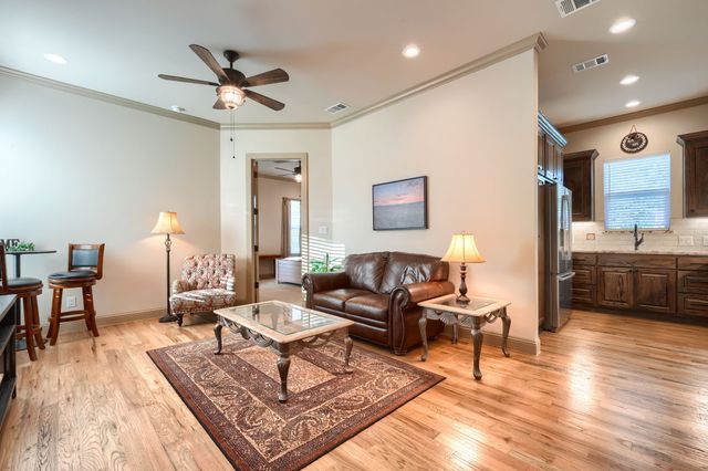 2047 Cedar Drive, Quinlan, TX 75474